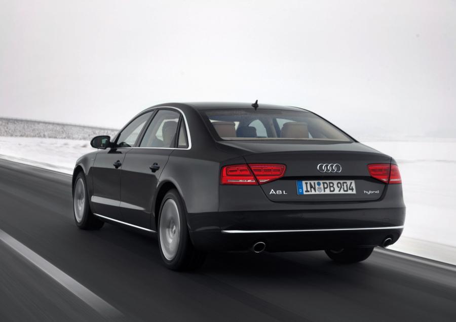  Audi A8 L Hybrid (D4) 2012 года  (WW) (фото 33 из 42)